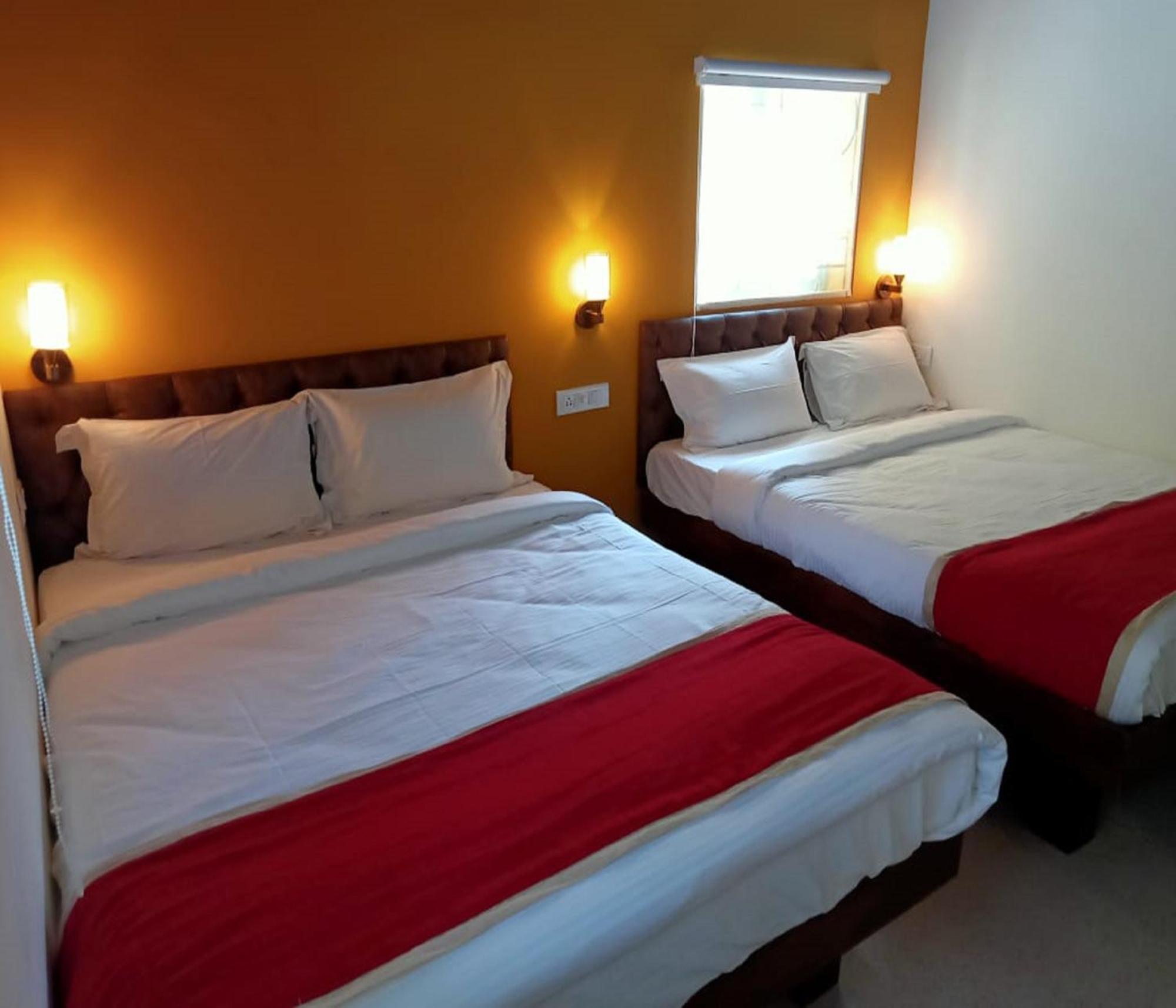 Lar Amorosa Boutique Hotel - Goa Calangute Extérieur photo