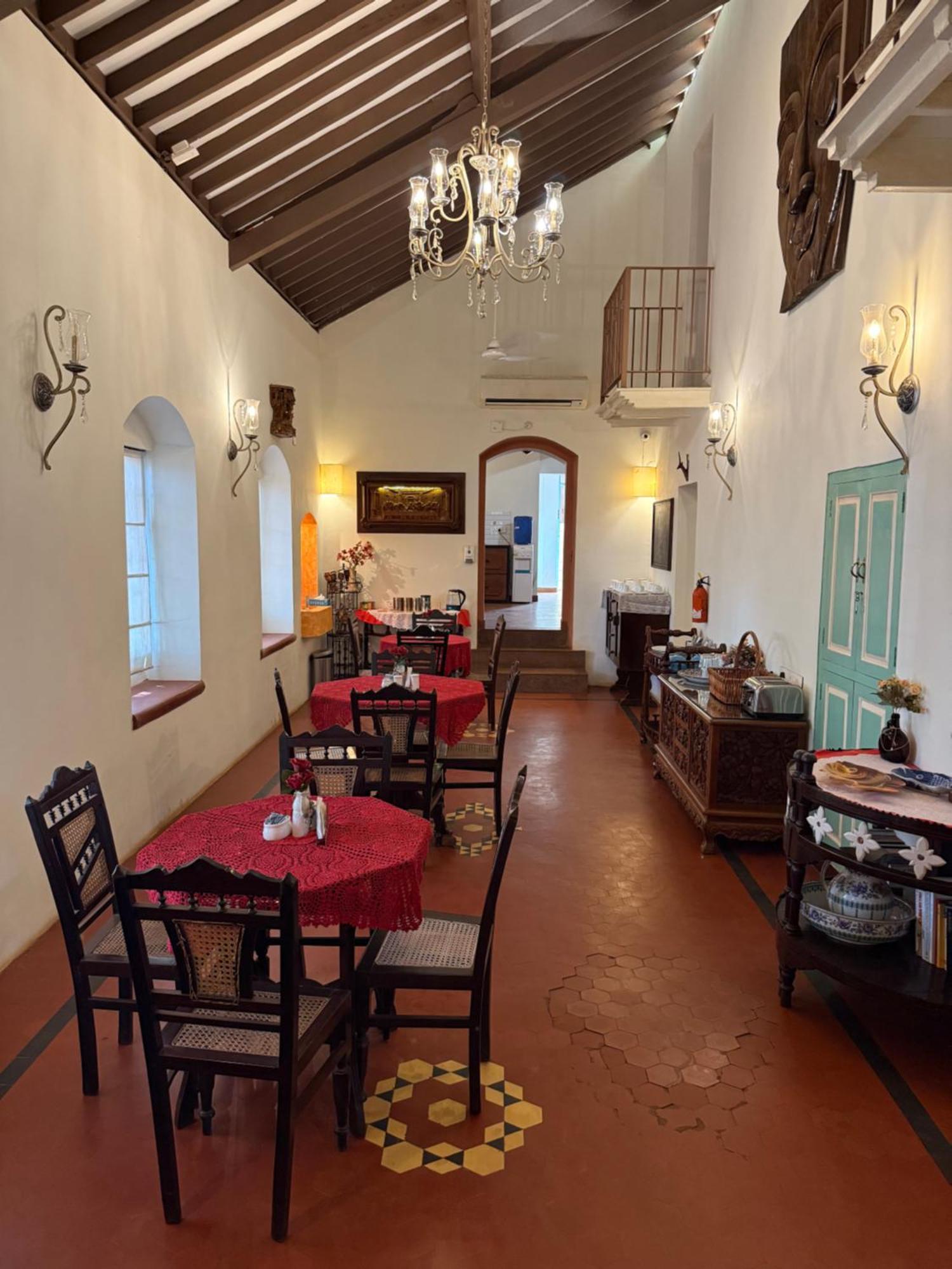 Lar Amorosa Boutique Hotel - Goa Calangute Extérieur photo