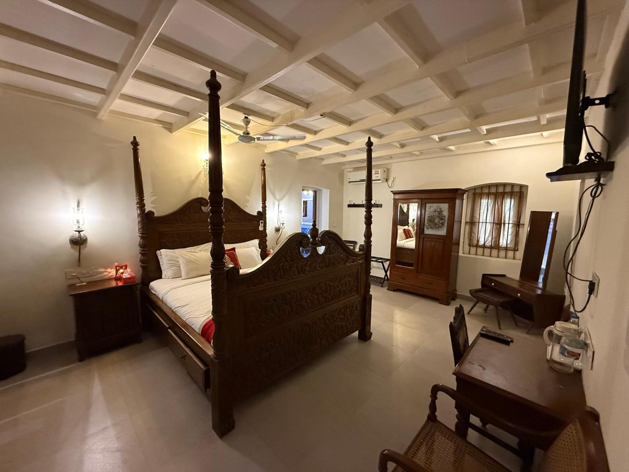 Lar Amorosa Boutique Hotel - Goa Calangute Extérieur photo