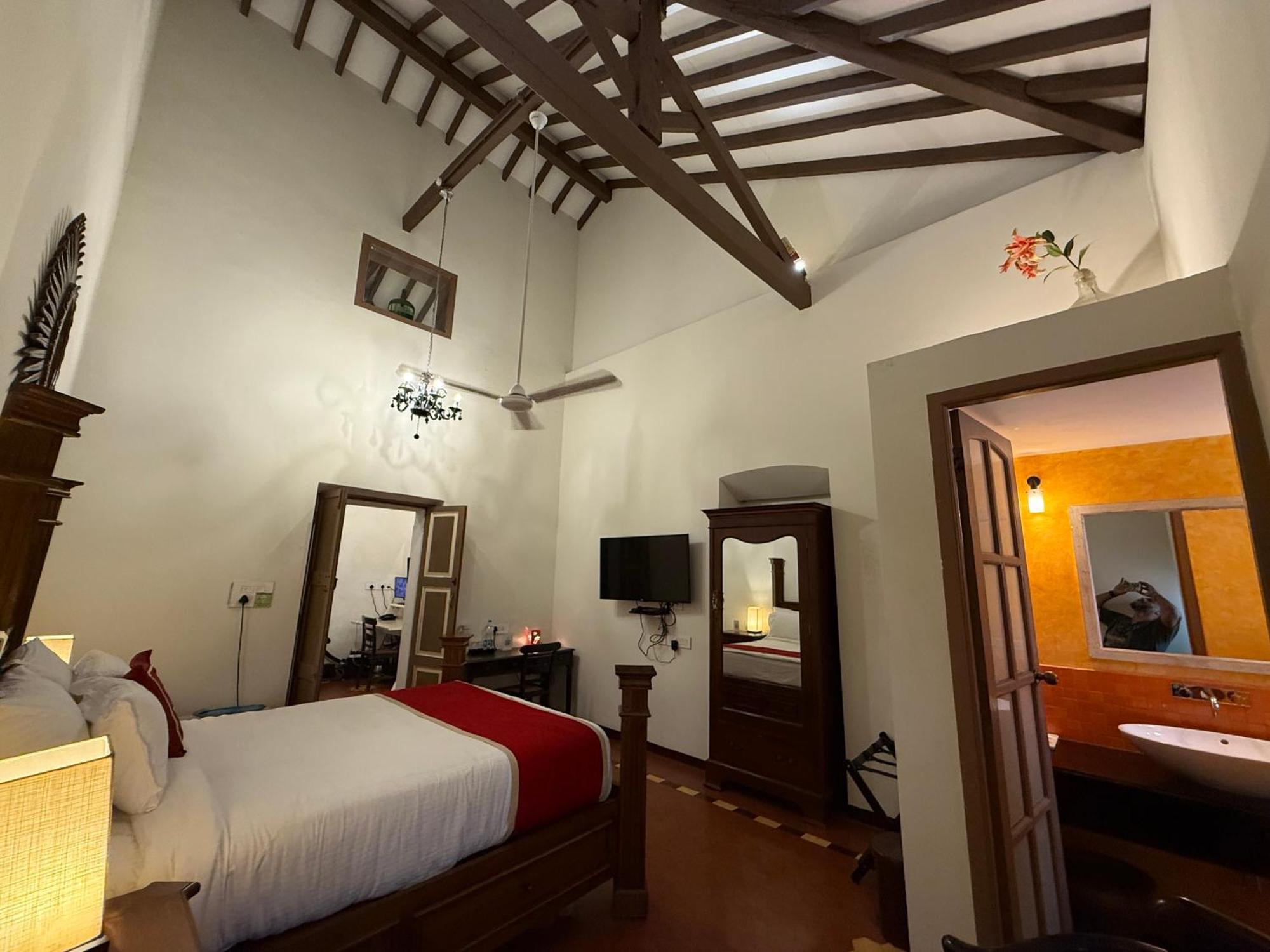 Lar Amorosa Boutique Hotel - Goa Calangute Extérieur photo